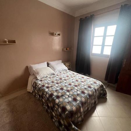 Apartement In 에사우이라 외부 사진