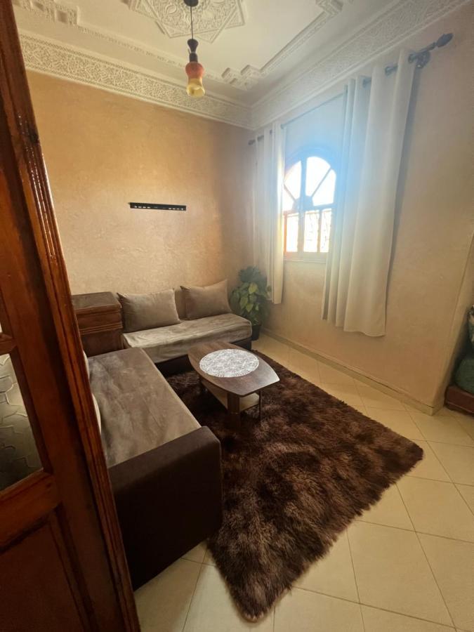 Apartement In 에사우이라 외부 사진